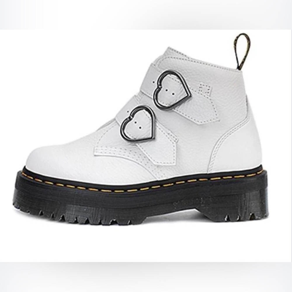 Dr. Martens💎Devon Heart Black White Leather Buckle Platform Boots 6 EUC!